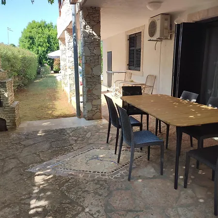 Lovely, Big, Apt1 With Privat Pool * Peroj