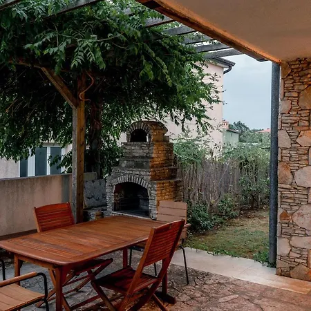 Lovely, Big, Apt1 With Privat Pool Apartment *