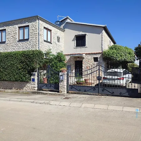 아파트 Lovely, Big, Apt1 With Privat Pool *