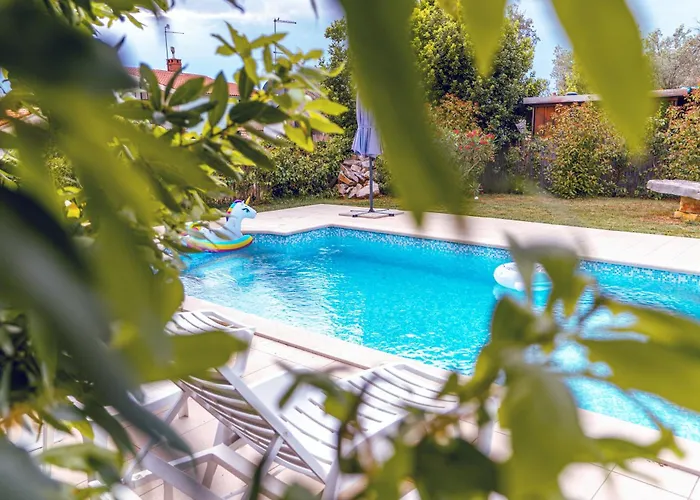 Appartement Lovely, Big, Apt1 With Privat Pool *