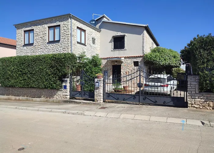 아파트 Lovely, Big, Apt1 With Privat Pool *